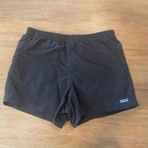 Women’s Patagonia Shorts | Medium | 5” | sty57058Sp20